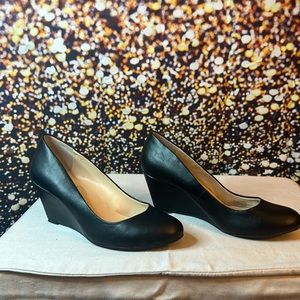 🩷🩷Jessica Simpson black wedge heels size 7.5 for sale! 🖤 Perfect for work